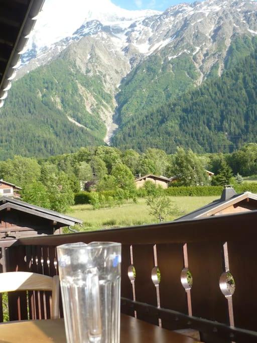 Beau Duplex Lumineux A La Montagne Nice Flat Just Underneath Mtblanc ليز أوش المظهر الخارجي الصورة